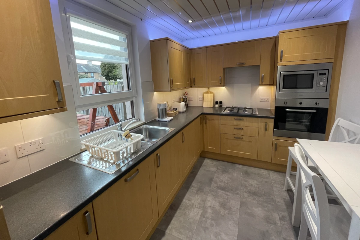 Twin bedroom at Columba House