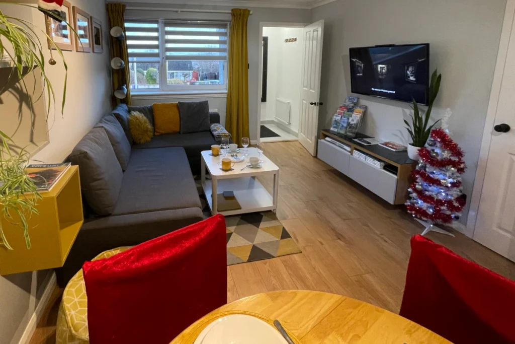 Holiday accommodation Inverness – MOHOS  Highfield Apartment